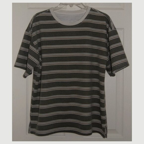 SHEIN Striped Tee, Juniors Size 14 (Bust: 45"), 65% Cotton, Greenish Gray - Picture 1 of 6